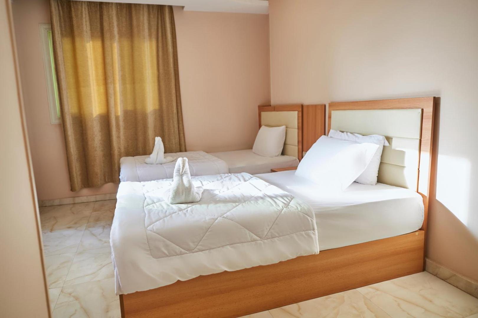 Grand Pyramid View Hotel Kafret el-Gabal Εξωτερικό φωτογραφία