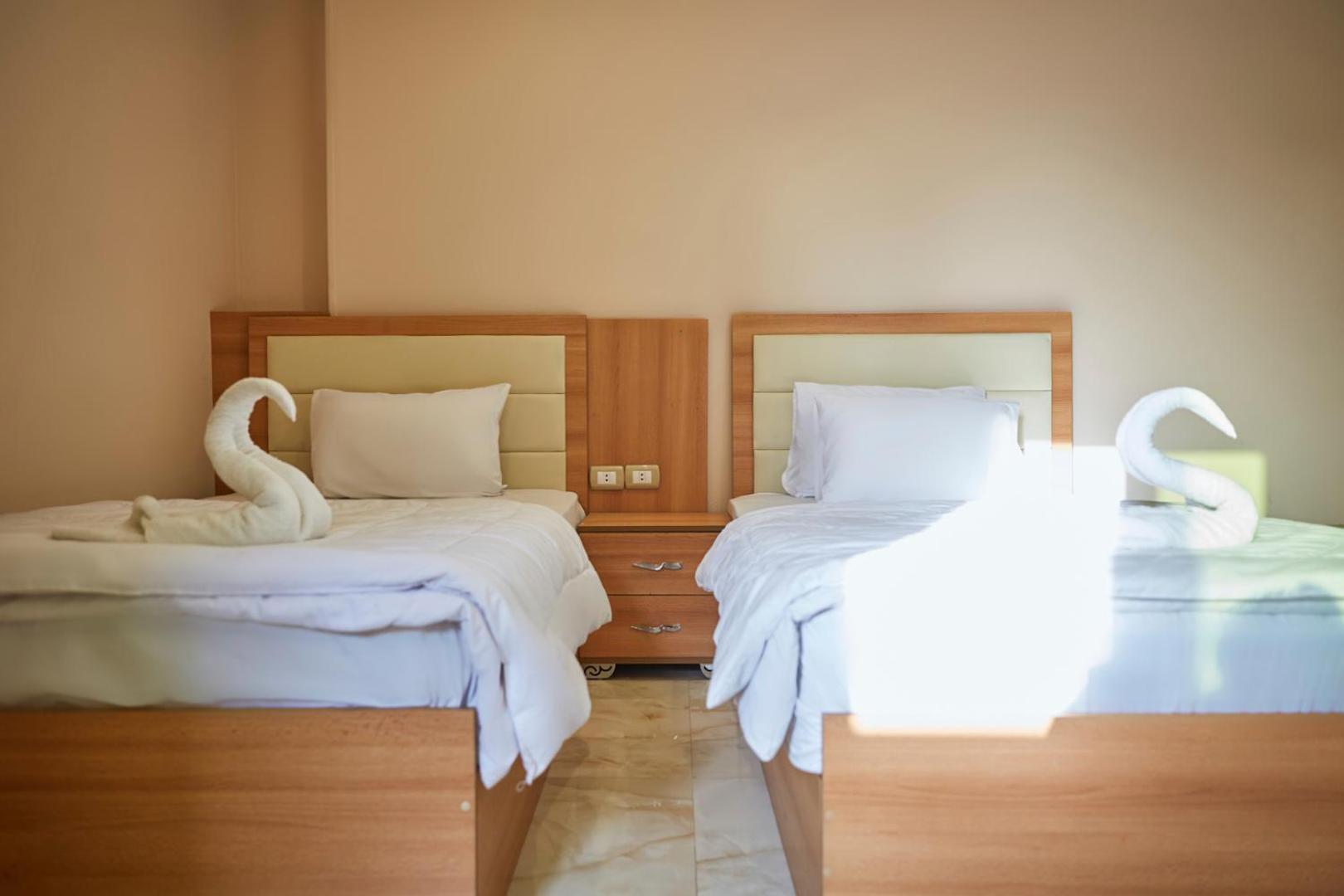 Grand Pyramid View Hotel Kafret el-Gabal Εξωτερικό φωτογραφία