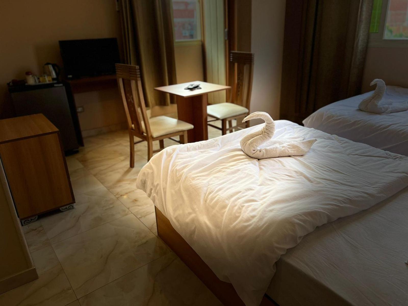 Grand Pyramid View Hotel Kafret el-Gabal Εξωτερικό φωτογραφία